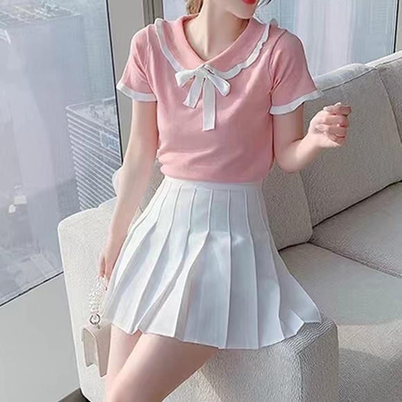 5 for $15 🦋 HOEREV | High Waist Pleated Skater Skirt in White - Picture 3 of 6